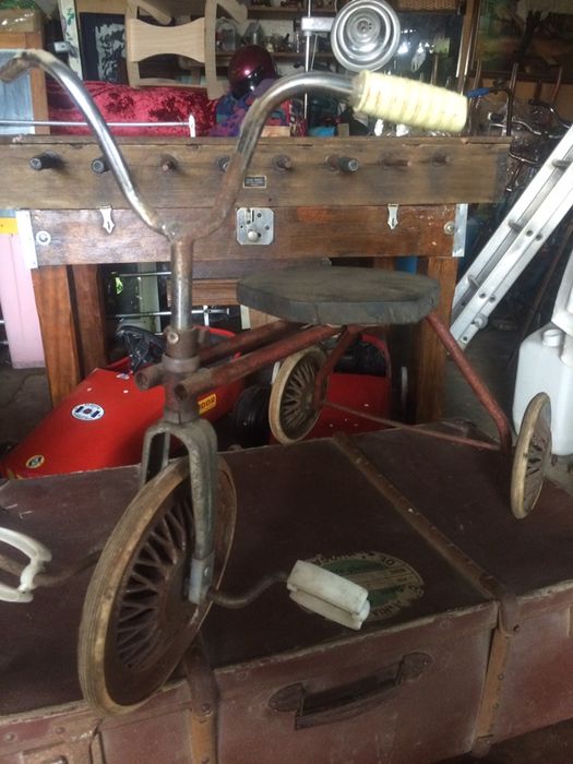 Antigo triciclo fabrico portugues