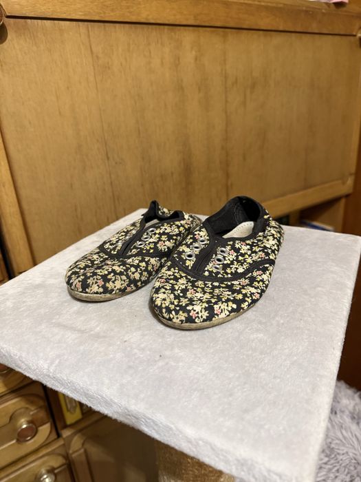 Віддам взуття на хлопчика