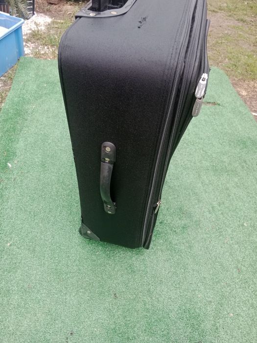 Walizka podróżna 64x44x23