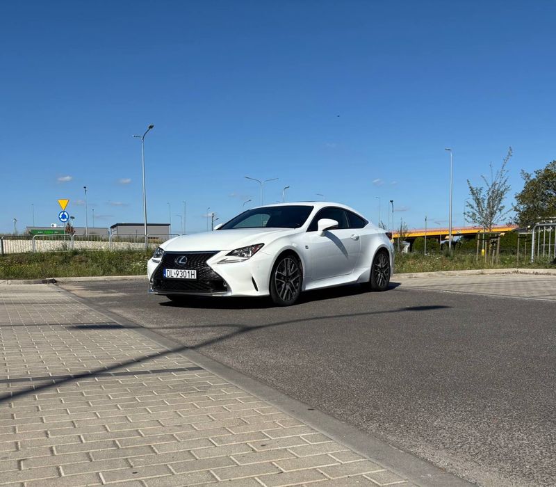 Lexus RC200T   F Type