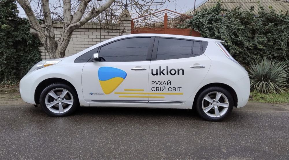 Аренда авто nissan leaf 40-50kWt 300+ км