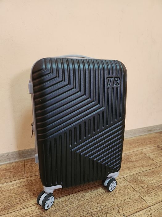 Дорожня валіза , дорожний чемодан,  валіза на колесах