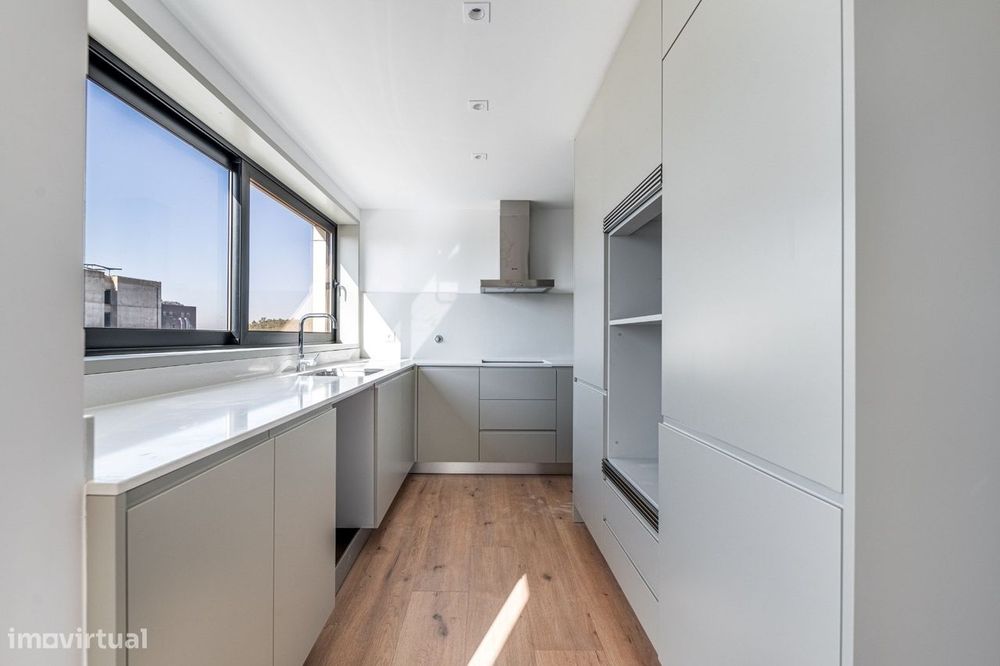 Apartamento T3 com Terraço em Gualtar, Braga