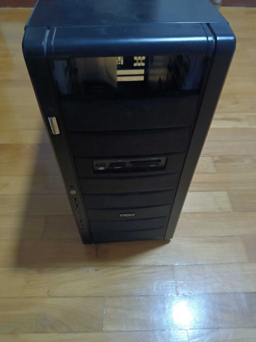 Torre para PC NOX