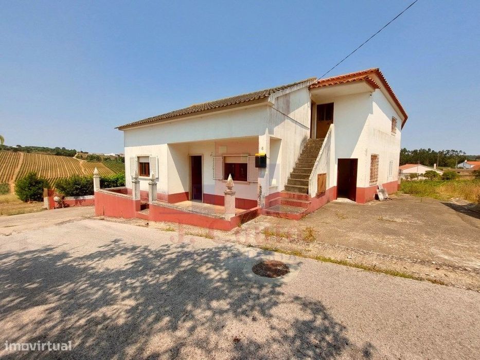 Moradia T3 com Terreno de 7.868 m² | Vista Panorâmica sobre o Campo...