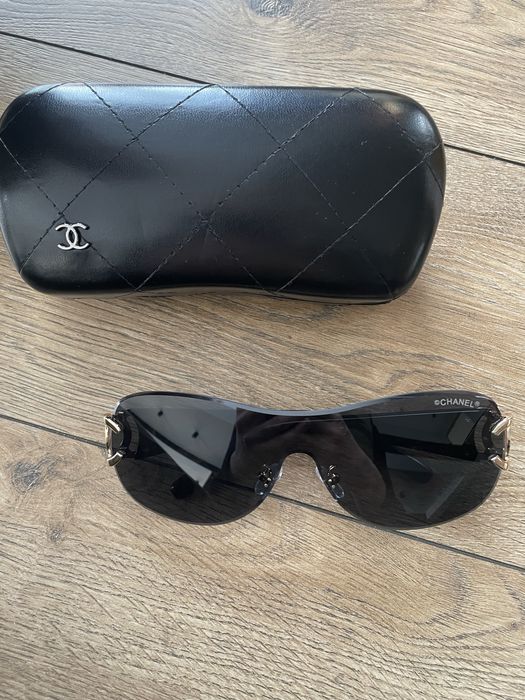 Okulary przeciwsloneczne Chanel etui nowe