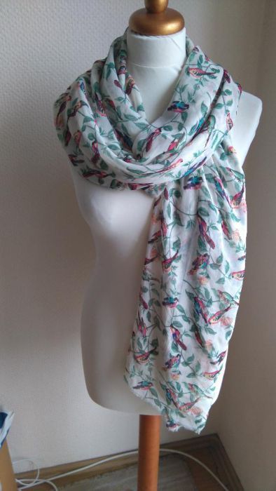 Accessorize Apaszka Szal w ptaszki w ptaki Pareo chusta