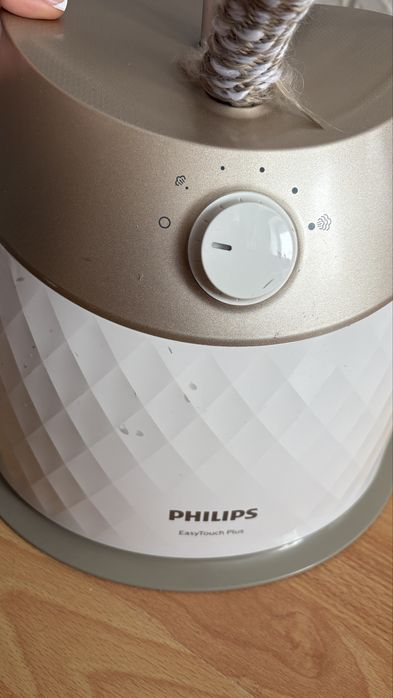 Відпарювач для одягу Philips