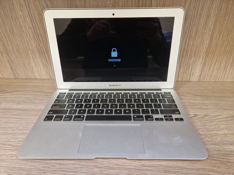 macbook air 11 2015 - купить ноутбуки и аксессуары - Цена на OLX.ua