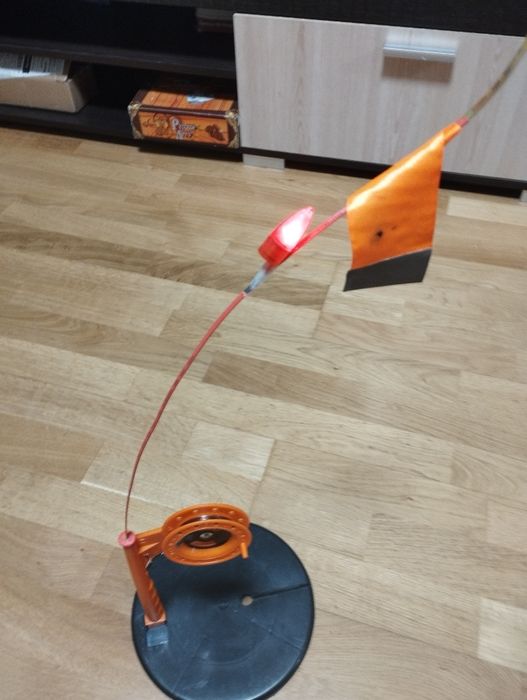 Світлячки на жерлиці - кружки, спрацьовують при перевертанні