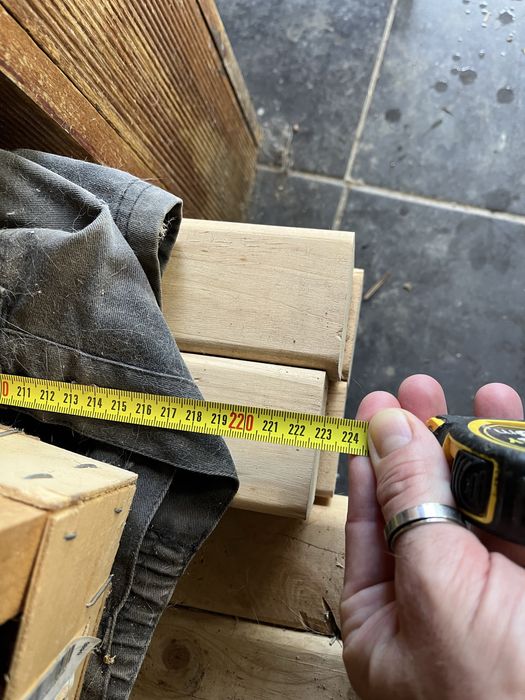 Barrotes madeira novos.