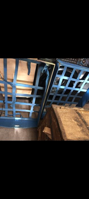 Stara skrzynia do renowacji