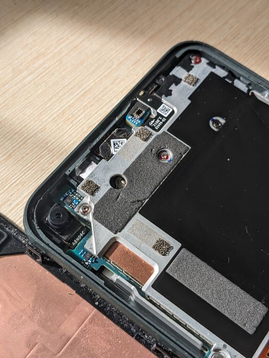 Pixel 5a запчасти (без дисплея)