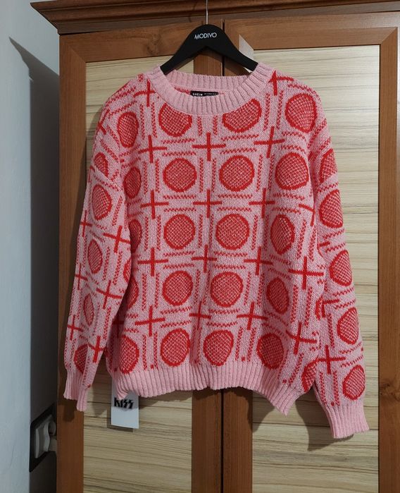 Sweter rożowo-czerwony rozmiar L