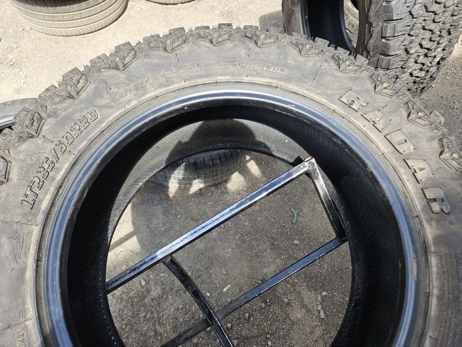 Шины БУ 285 60 R 20 Radar renegade R/T + пара всесезон