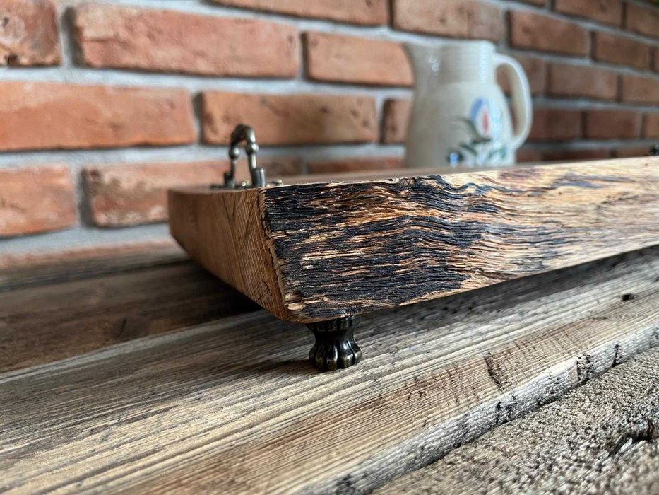 Dębowa deska do serwowania