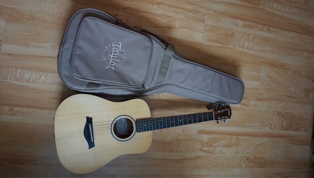 Gitara baby taylor BT1 rozmiar 3/4 elektroakustyczna z pokrowcem
