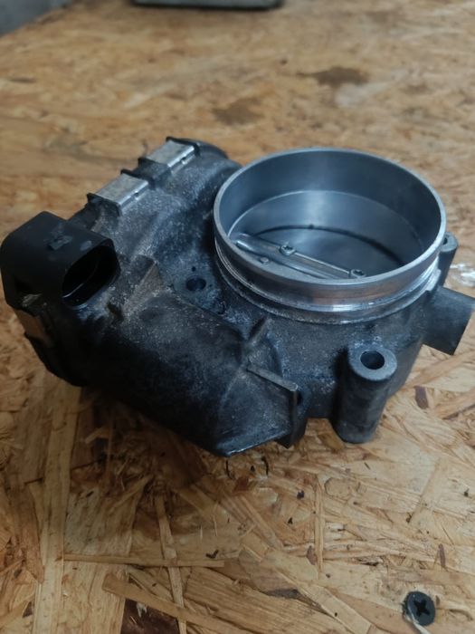 przepustnica a6c6 2.4 V6  BDW