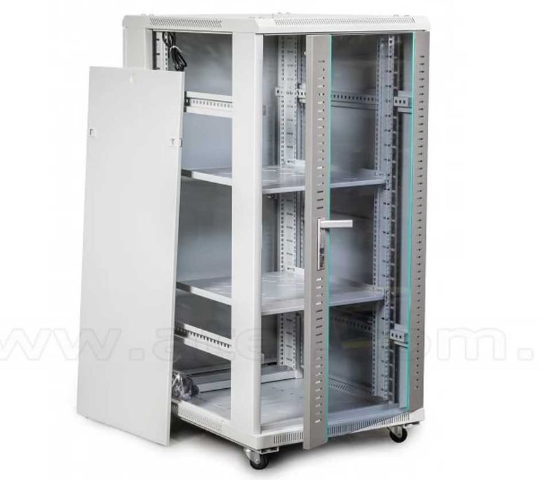 Rack Completo 19" 25U — Servidor + Rede + UPS | Pronto a usar