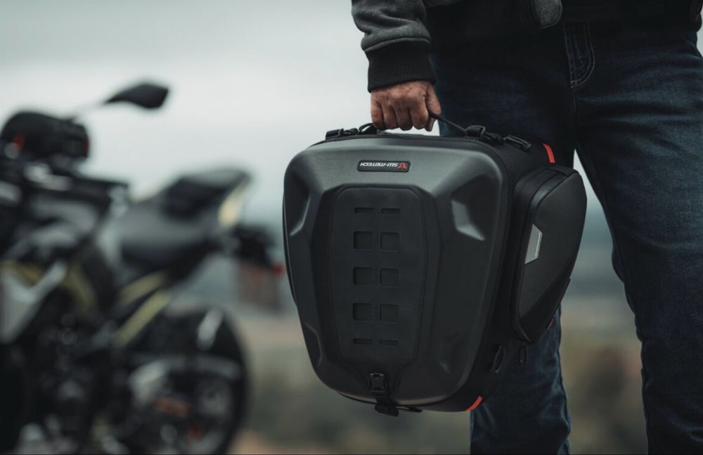 Top case Universal SW-Motech PRO Tail bag com bolsa acessória