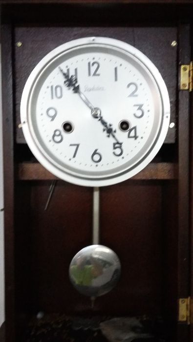 Relógio de parede Reguladora