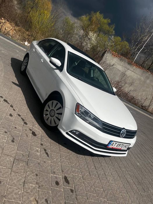 Volkswagen jetta 2015 рік