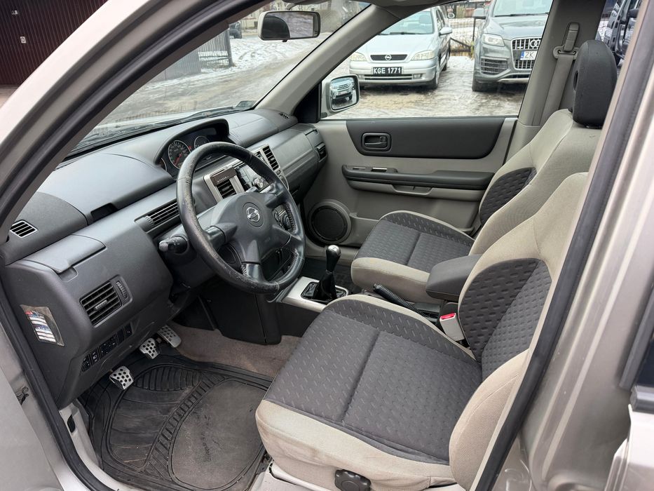 Nissan X-TRAIL  4x4