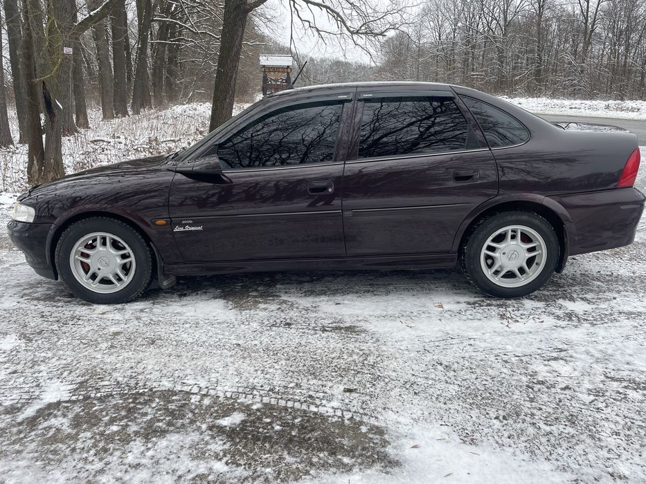 Продам Opel Vectra 1.6 16v