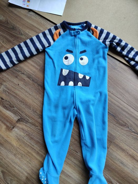 Piżamka r 98 dla dziecka