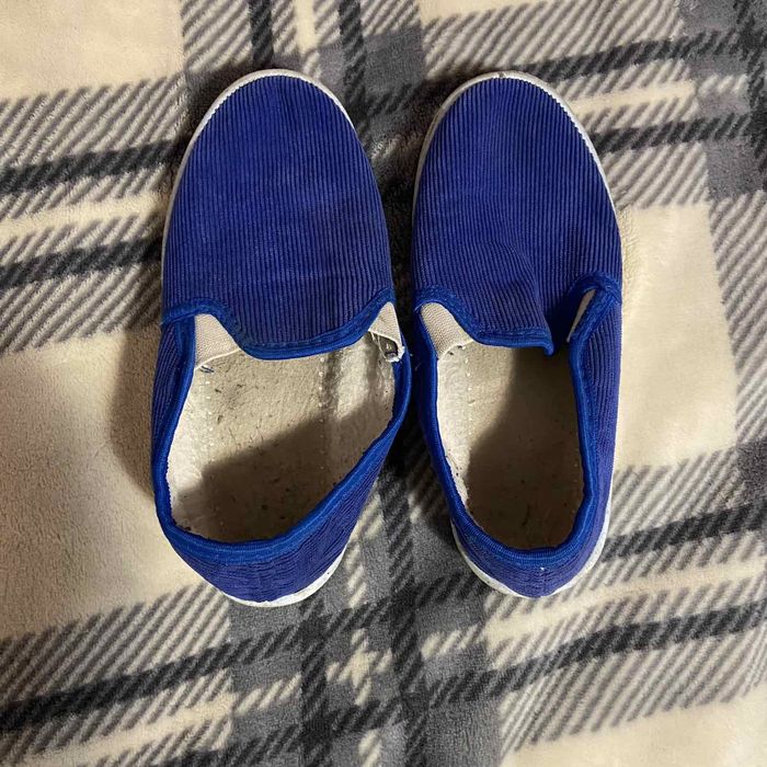 Продам детскую обувь на мальчика