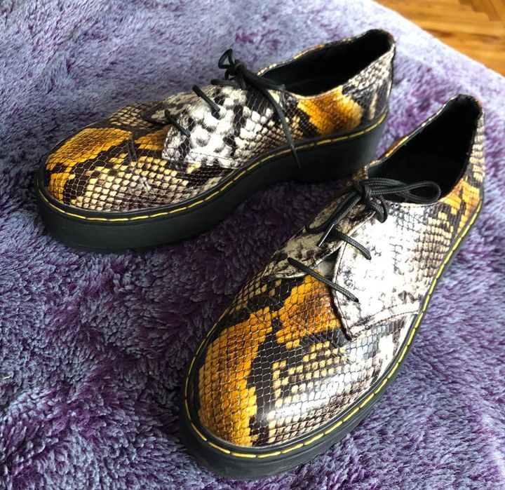 Пітонові бути 39 розмір.