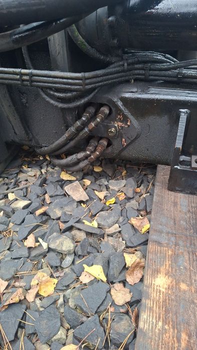 Маніпулятор Атлас 3500 2 висуви стріли.Є вихід на ротатор.