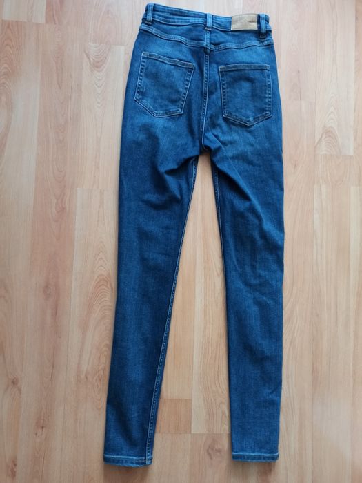 Jeansy damskie Monki rozm 27