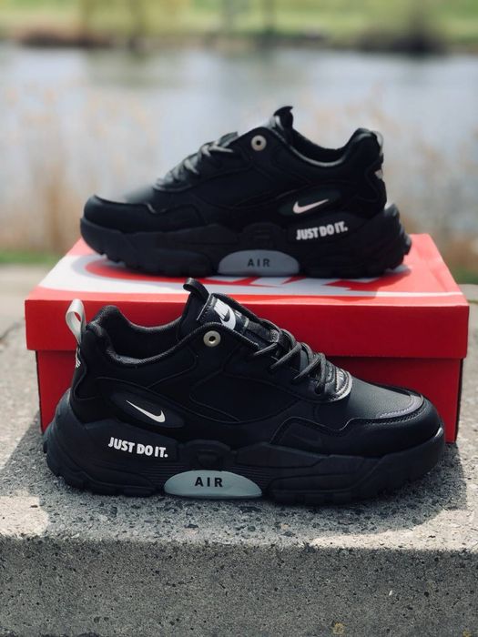 Кроссовки найк мужские 42 размера / черыне масивные кросовки nike / Nike Air Max / топ предложение 699 грн / ликвидация остатков