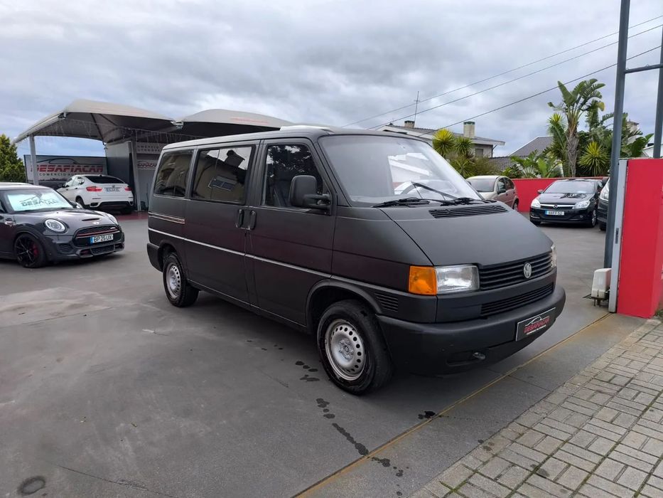 VW Transporter 2.4 D Kombi Sp.