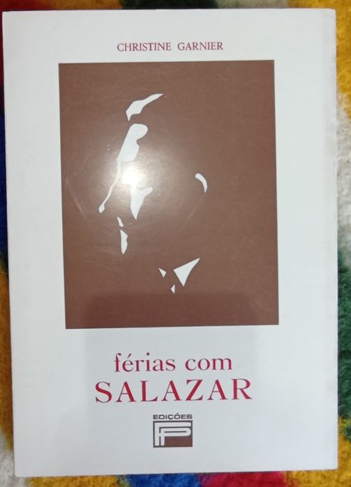 Livros Salazar e cartoons