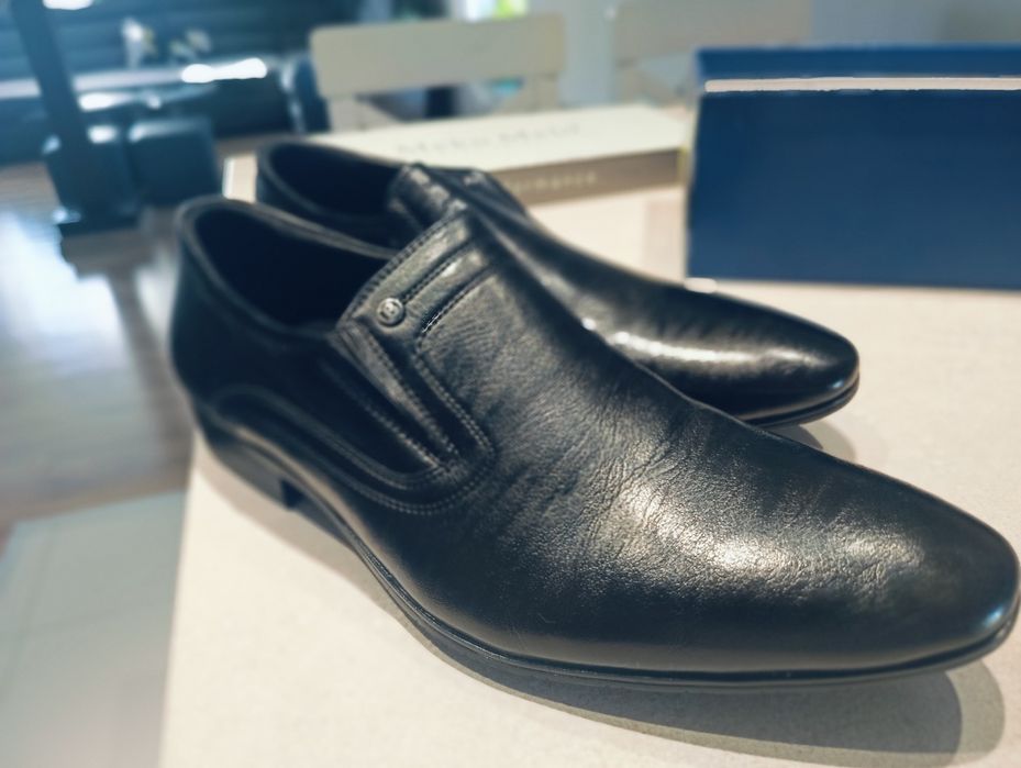 Eleganckie, młodzieżowe, r.39