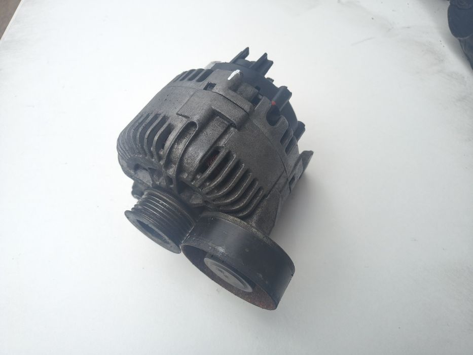BMW E60 E61 m57 3.0d 235KM alternator Valeo 2023r