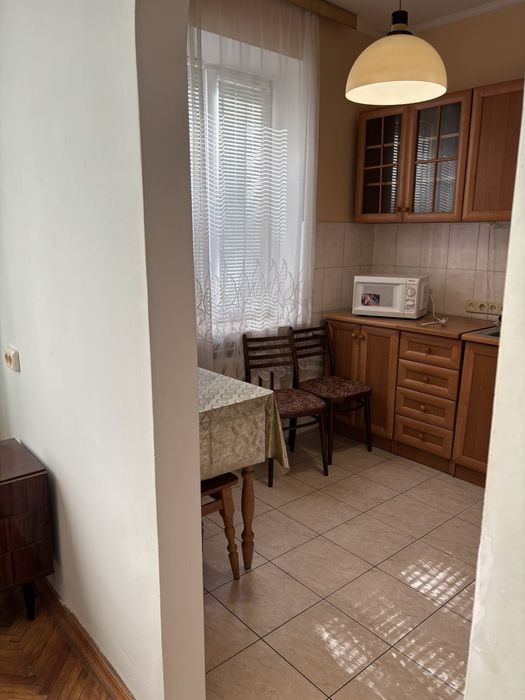 Продам квартиру на Никах.ул.Олександра Бринжали 58.(раніше Тешебаєва)