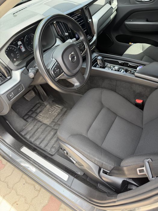 Volvo XC60 2.0 197km 2021r.