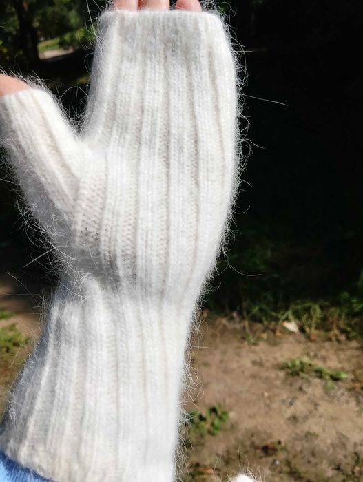 Продам рукавички ангорові