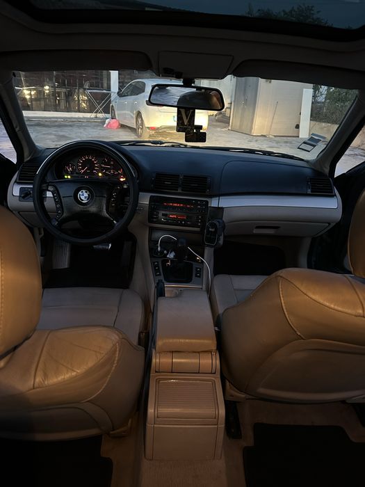 BMW 320d  touring automatica e teto solsr