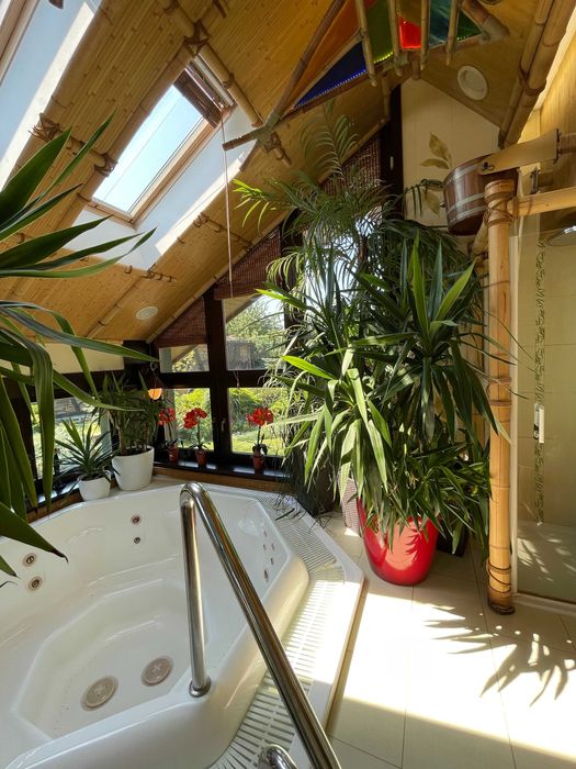 Продам шикарный дом усадьбу в районе Победы