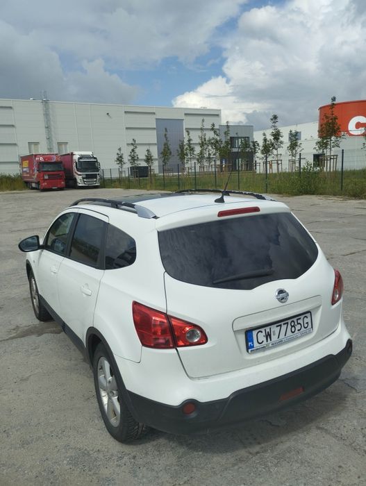 Nissan Qashqai+2