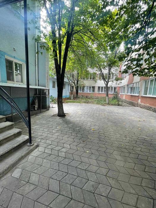 Отдельно стоящее здание а Пересыпском районе/Крымский бульвар. 1S75