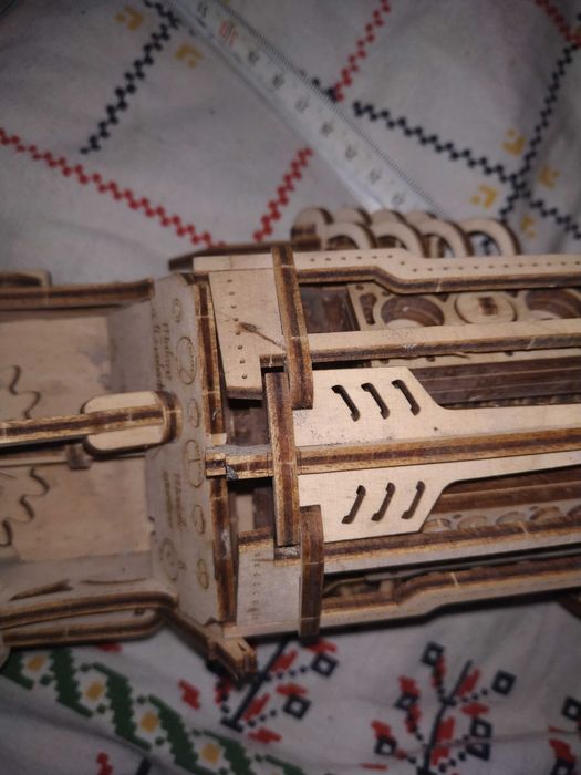 ugears машина спорткар пошкоджена хлам