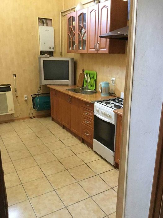 Складський комплекс 800 м² + 1 га території