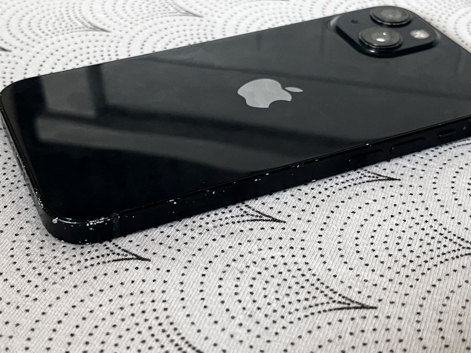 Telefon iPhone 13