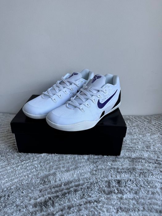 Баскетбольні кросівки Kobe 9