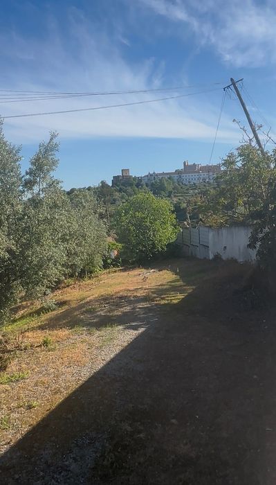 Terreno de 1200 m2 em tomar , com vista para castelo e cidade